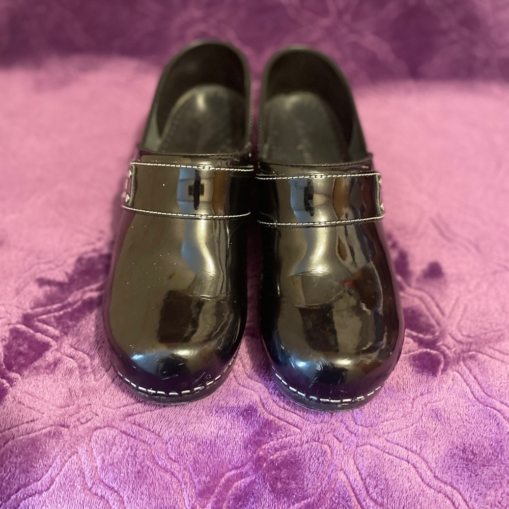 Koi slip on clogs